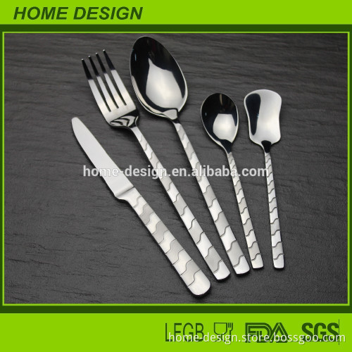 128pcs stainless steel cutlery set with sandblast in Aluminum case